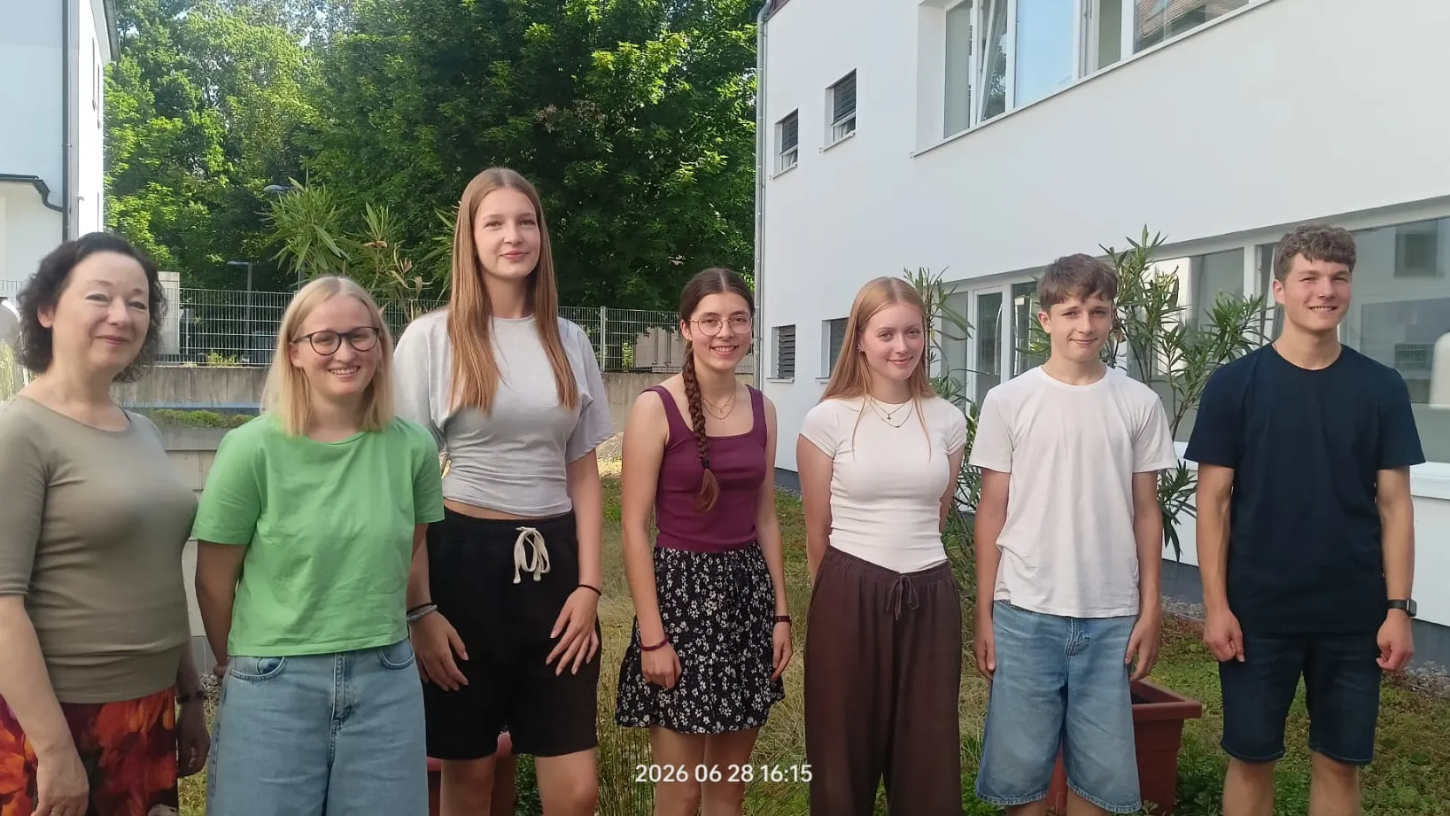 V.l.n.r: Elena Becker-Schramm, Carolin Merk, Amelie Balke, Antonia Mast, Anna Klingele, Eric Oberhofer, Nick Sonntag (Foto: Bodo Franz)